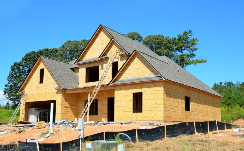 Zgodnie z aktualnymi przepisami świeżo tworzone domy muszą być ekonomiczne.